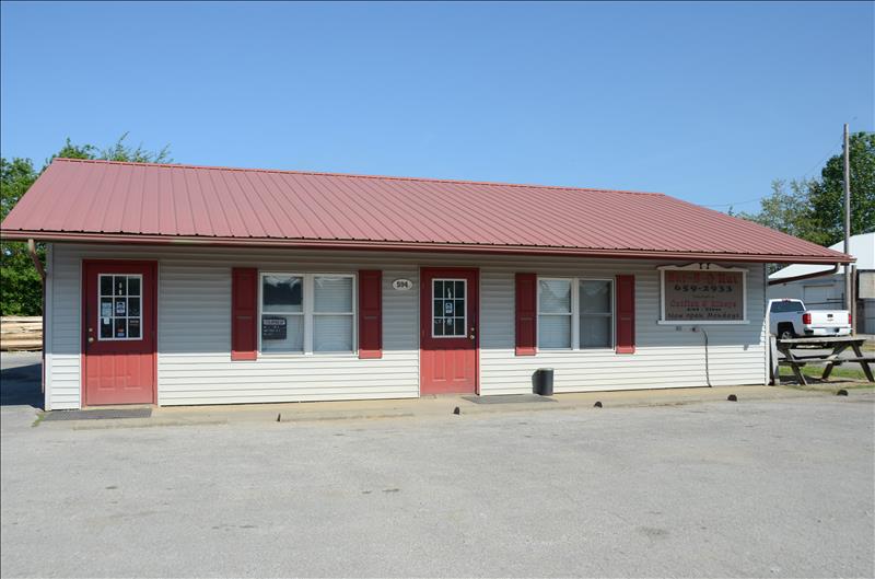 The BarBQ Hut Glasgow, KY